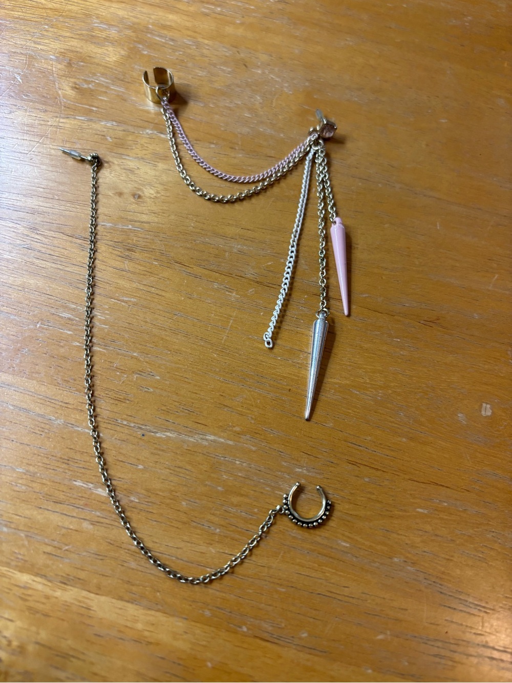 Ear cuff with rhinestone stud and chain link details & Faux Septum Nose Ring